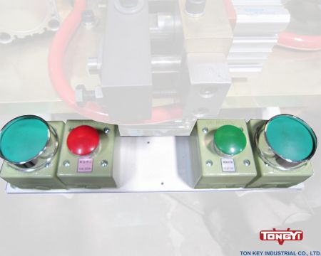 Bộ điều khiển máy hàn khung lò nướng